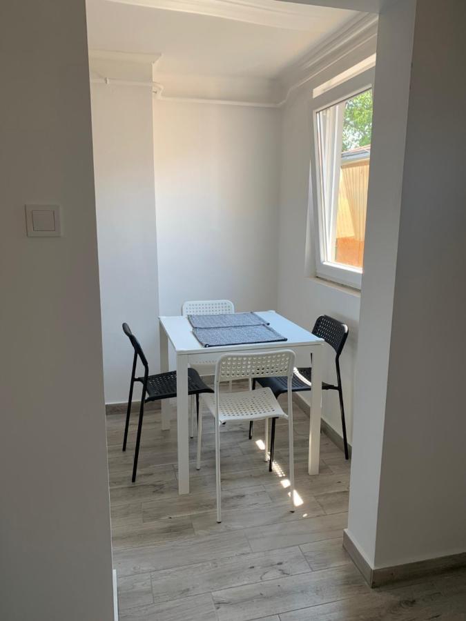 Amira Apartman Apartament Hajdúszoboszló Zewnętrze zdjęcie